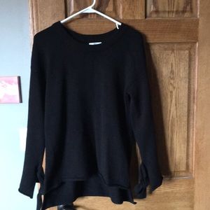 Black sweater w/fun tie sleeves!